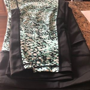 Lularoe rise Capri exercise pants new with tags 3x